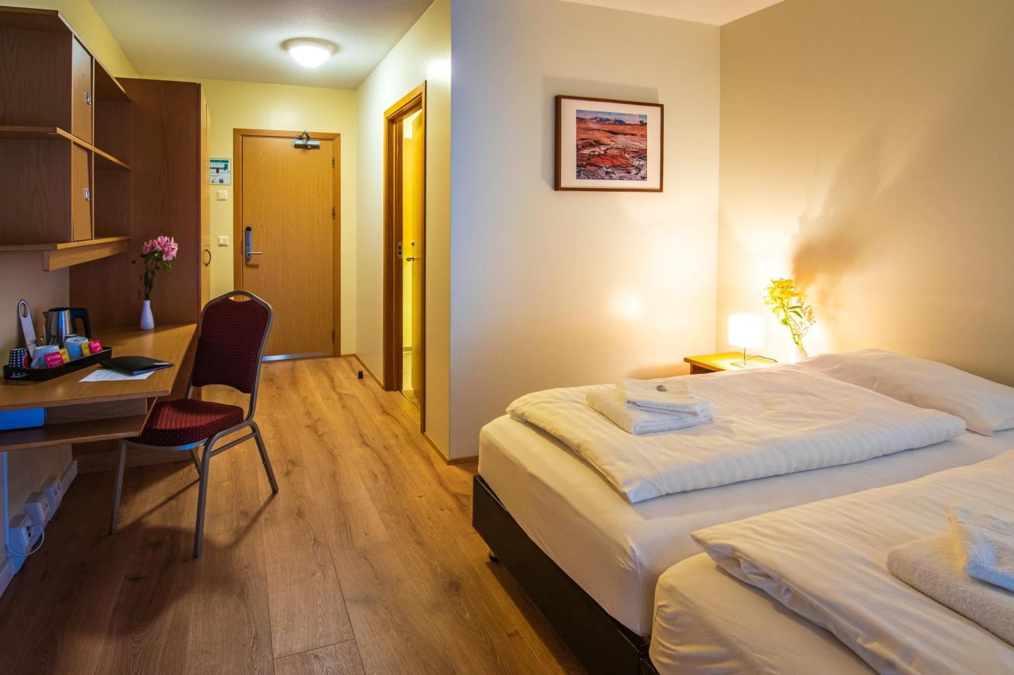 Hotel Laugar Лейґар Екстер'єр фото