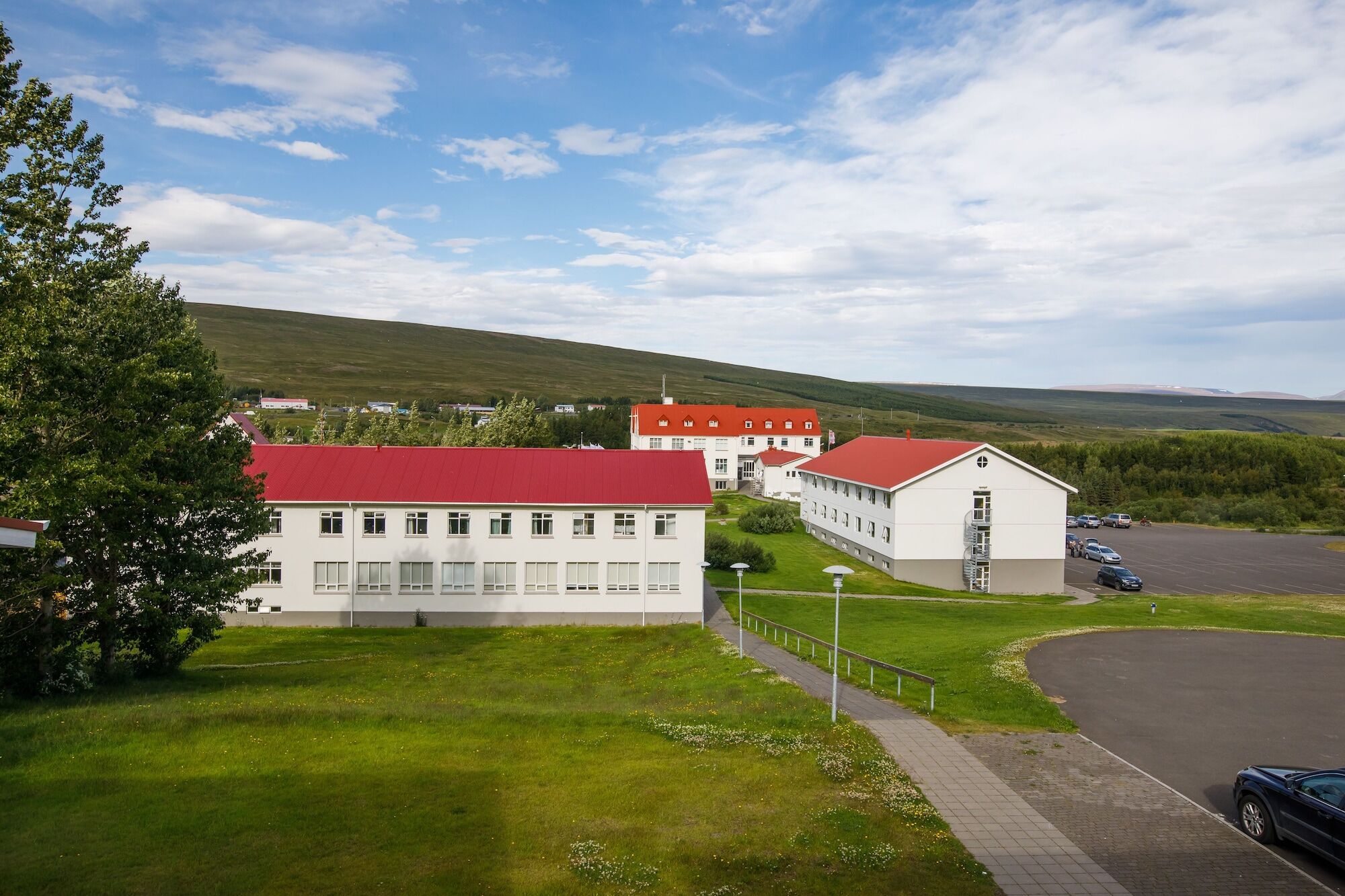 Hotel Laugar Лейґар Екстер'єр фото